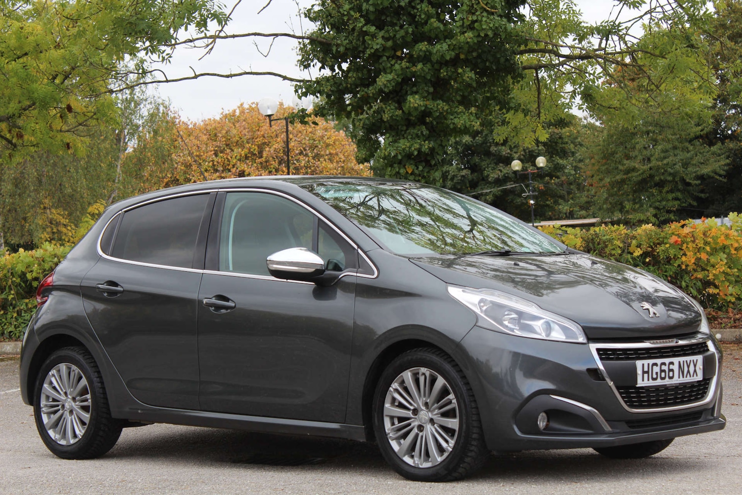 Used Peugeot 208 2017 for sale - 76223047: Photo 1