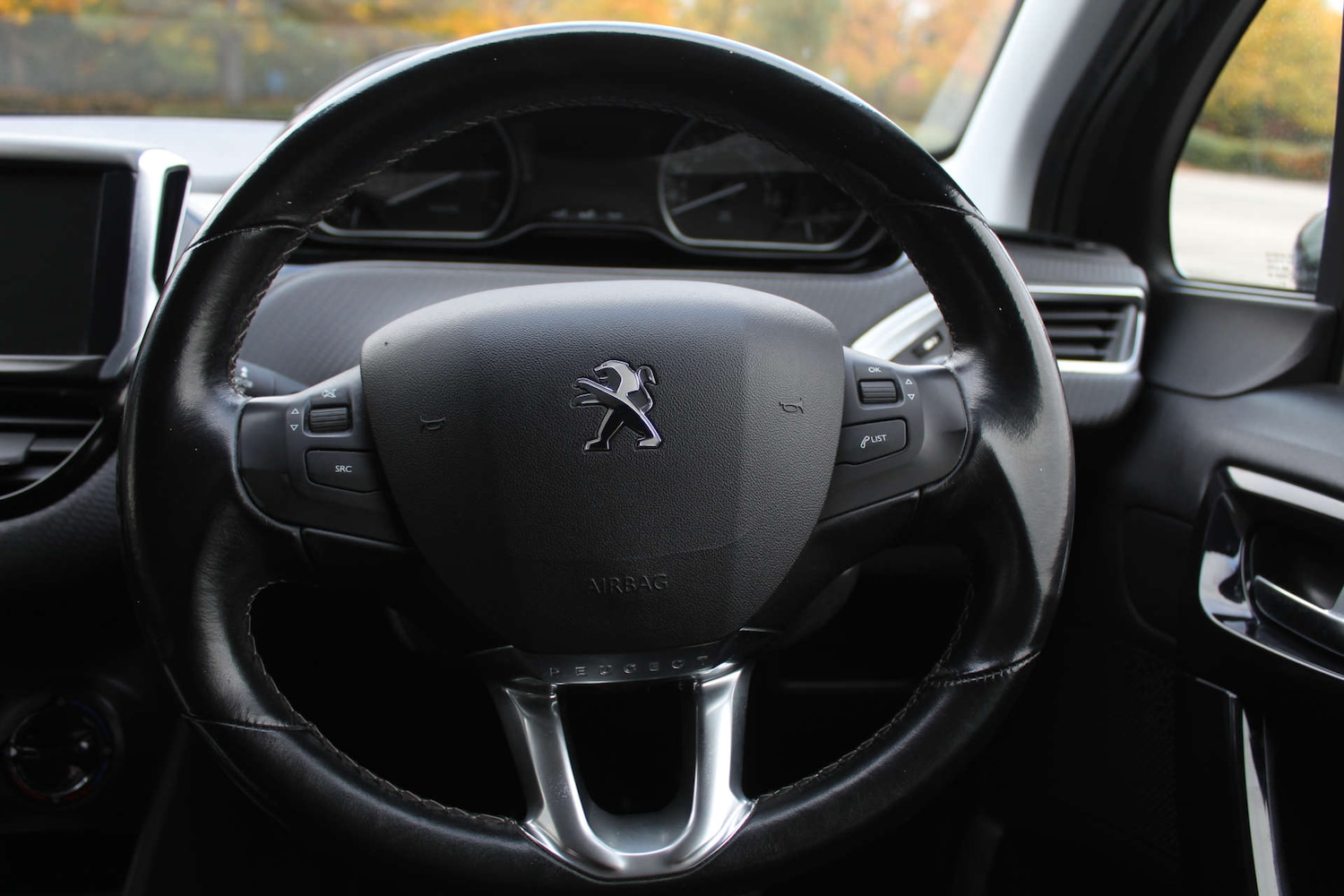 Used Peugeot 208 2017 for sale - 76223047: Photo 12