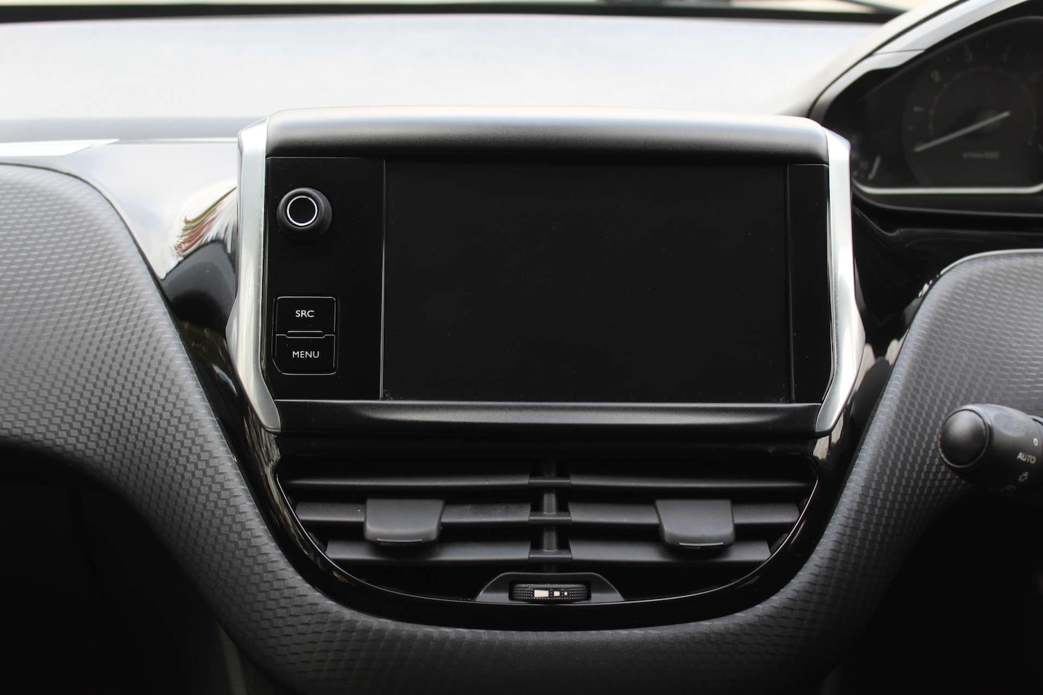 Used Peugeot 208 2017 for sale - 76223047: Photo 18