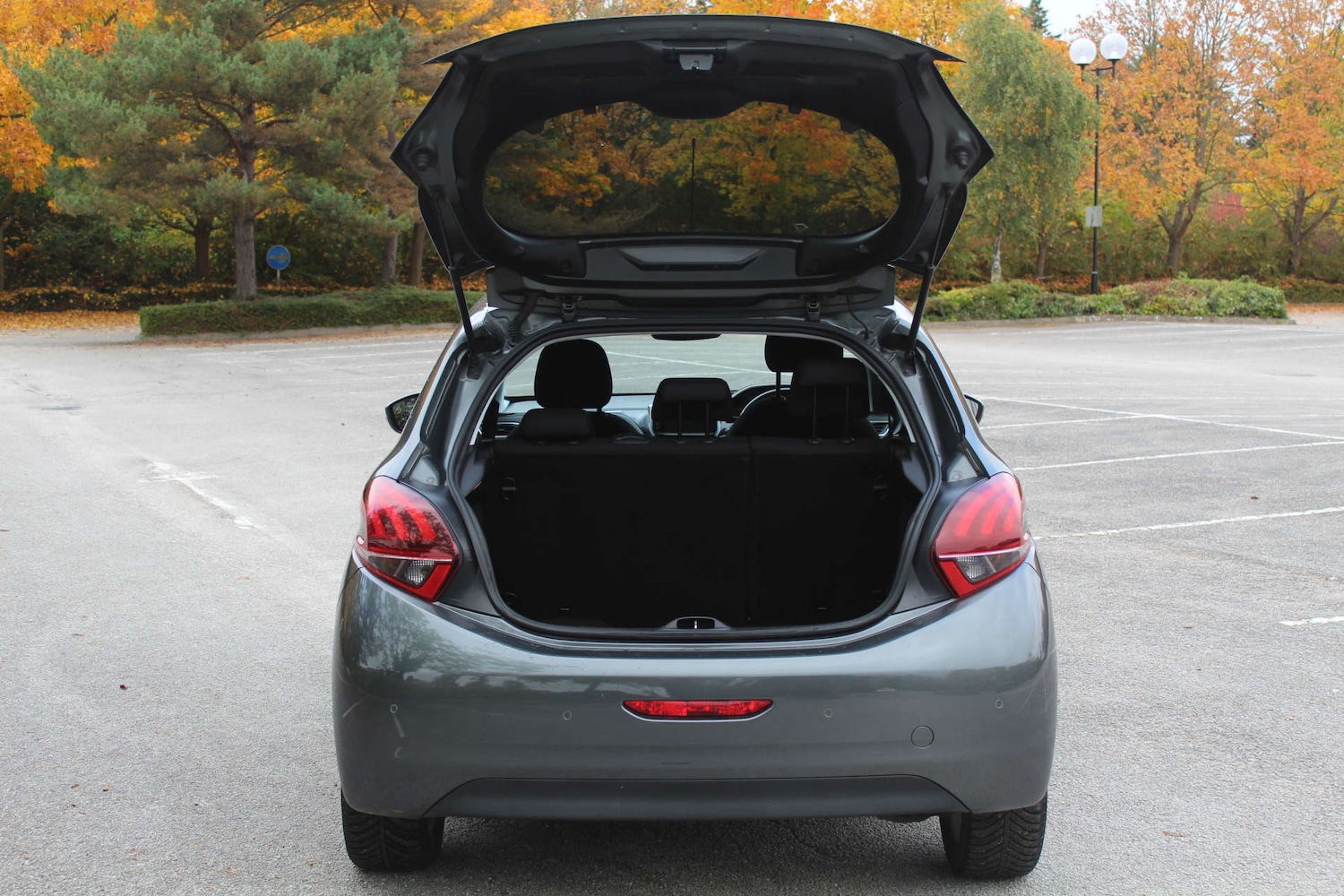 Used Peugeot 208 2017 for sale - 76223047: Photo 30