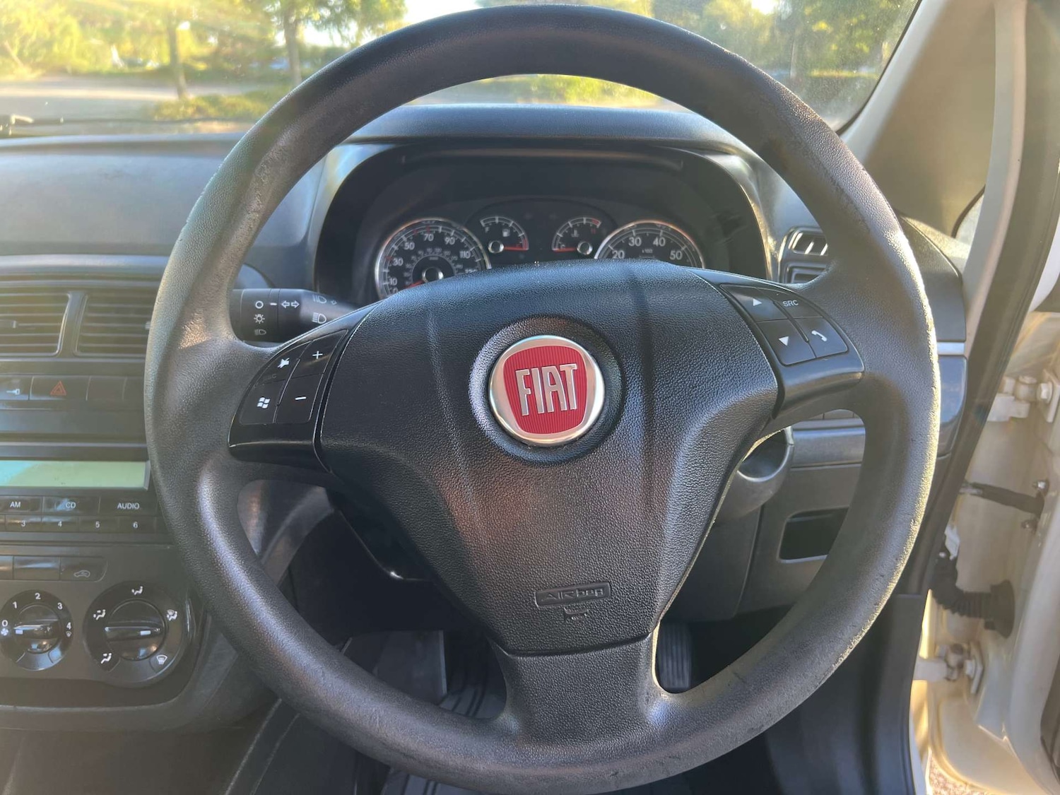 Used Fiat Grande Punto 2009 for sale - 76103808: Photo 15