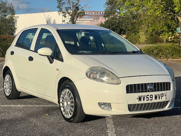 Used Fiat Grande Punto 2009 for sale - 76103808: Photo 1