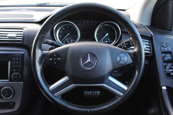 Used Mercedes-Benz R Class 2011 for sale - 76280385: Photo 15