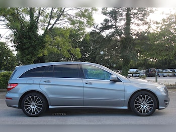 Used Mercedes-Benz R Class 2011 for sale - 76280385: Photo 2