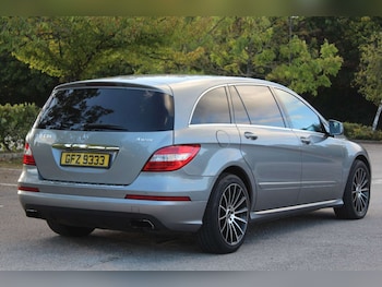 Used Mercedes-Benz R Class 2011 for sale - 76280385: Photo 3