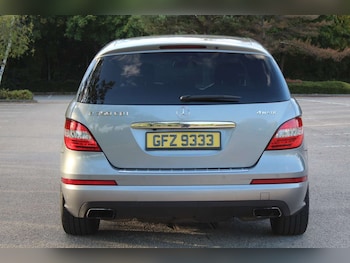 Used Mercedes-Benz R Class 2011 for sale - 76280385: Photo 4