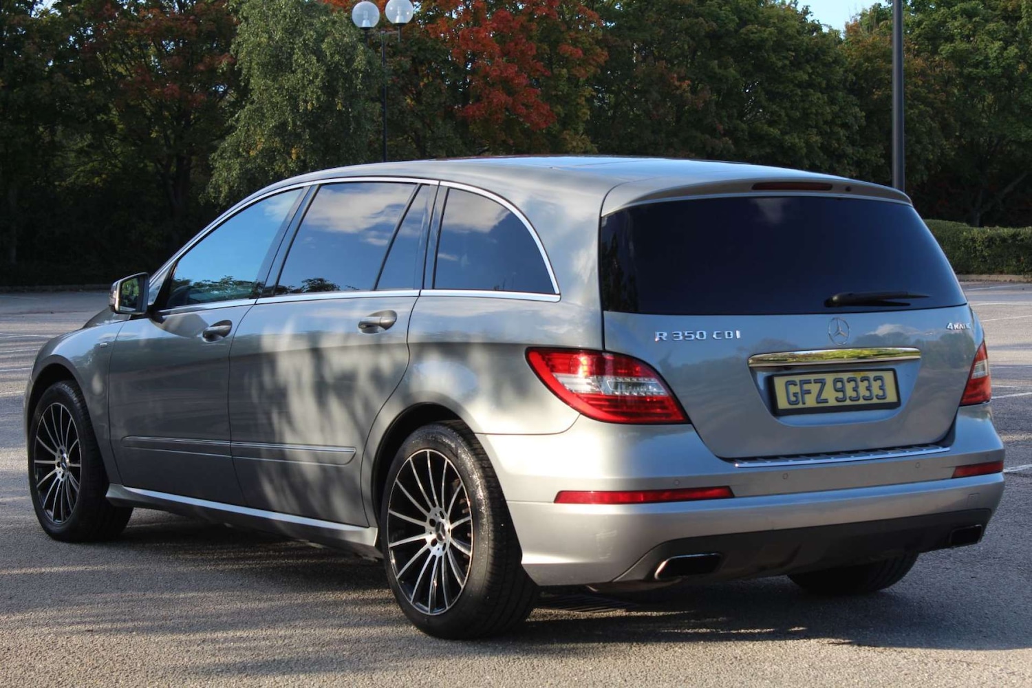 Used Mercedes-Benz R Class 2011 for sale - 76280385: Photo 5