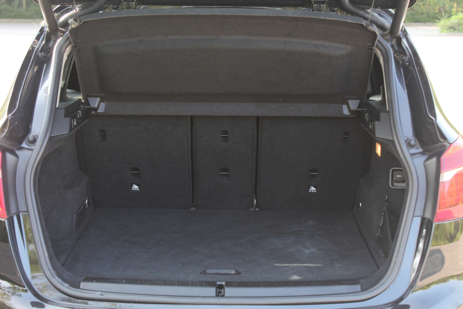 Vehicle 33