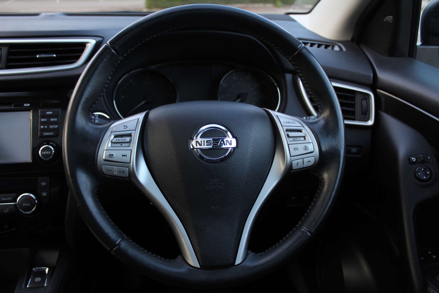 Used Nissan Qashqai 2014 for sale - 76103868: Photo 11