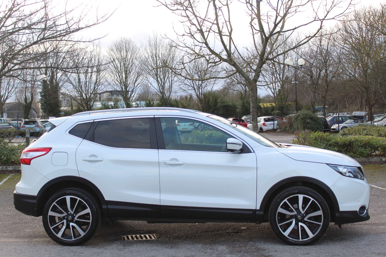 Used Nissan Qashqai 2014 for sale - 76103868: Photo 2