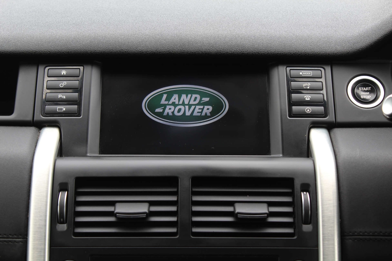 Used Land Rover Discovery Sport 2015 for sale - 76103867: Photo 20