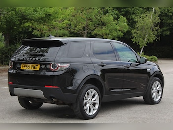 Used Land Rover Discovery Sport 2015 for sale - 76103867: Photo 3