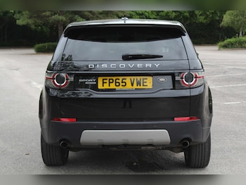 Used Land Rover Discovery Sport 2015 for sale - 76103867: Photo 4