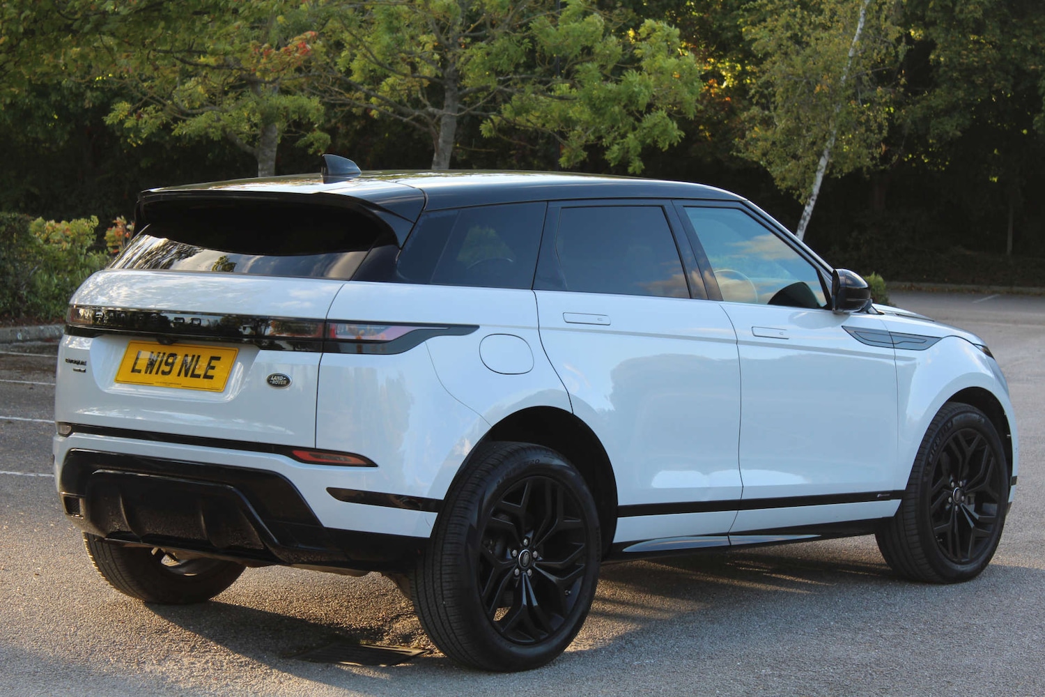 Used Land Rover Range Rover Evoque 2019 for sale - 76103823: Photo 2