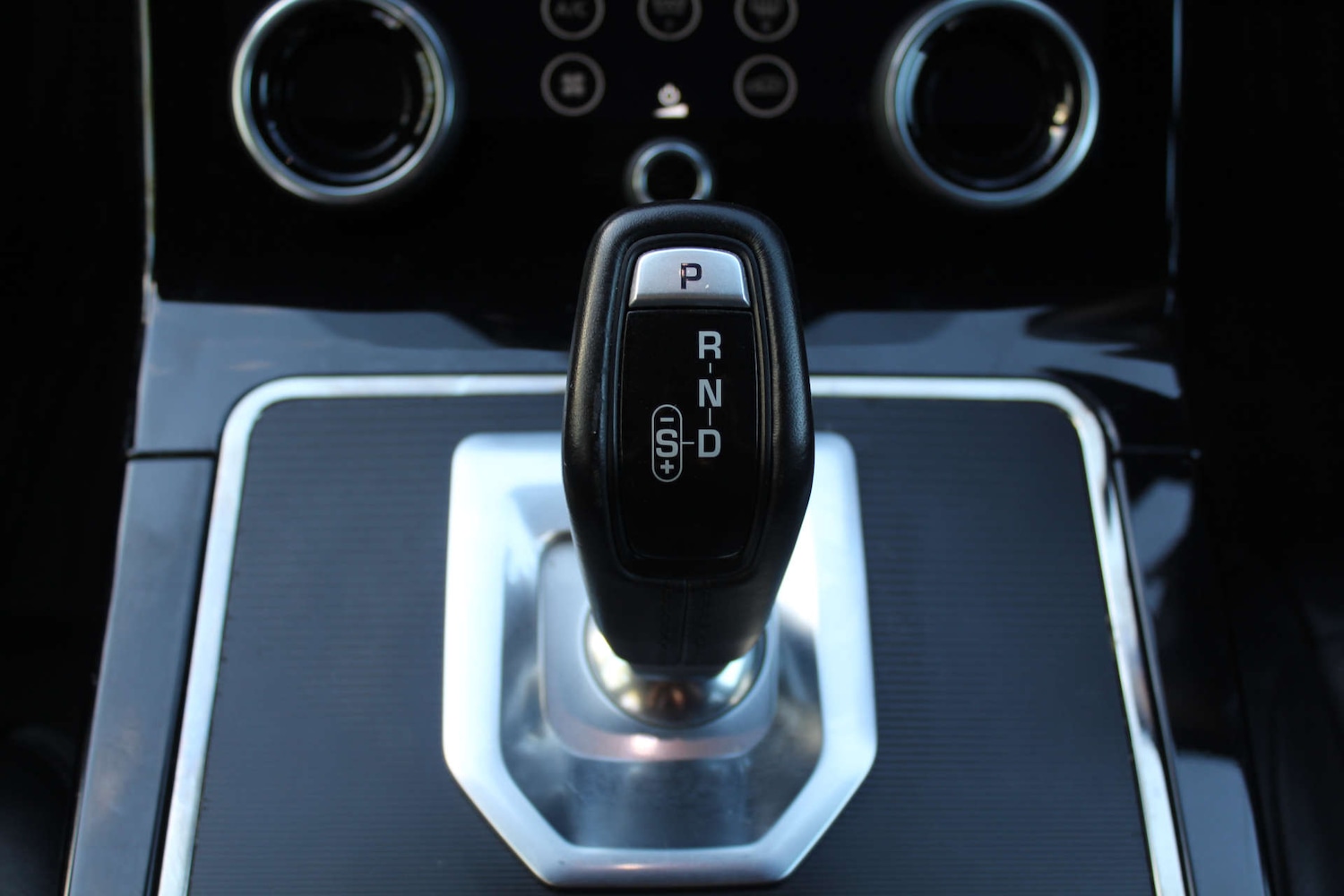 Used Land Rover Range Rover Evoque 2019 for sale - 76103823: Photo 25