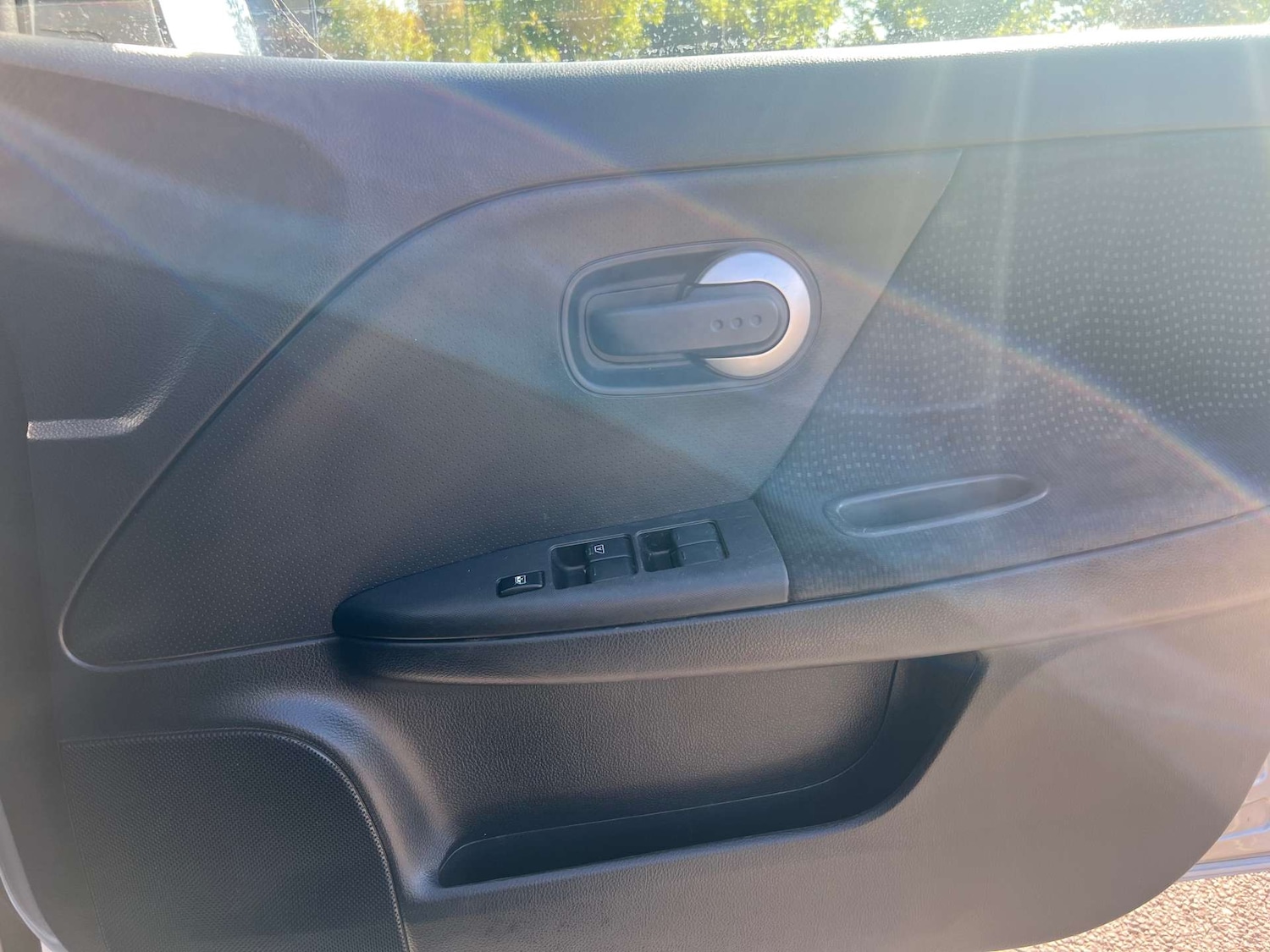 Used Nissan Note 2012 for sale - 76103770: Photo 19