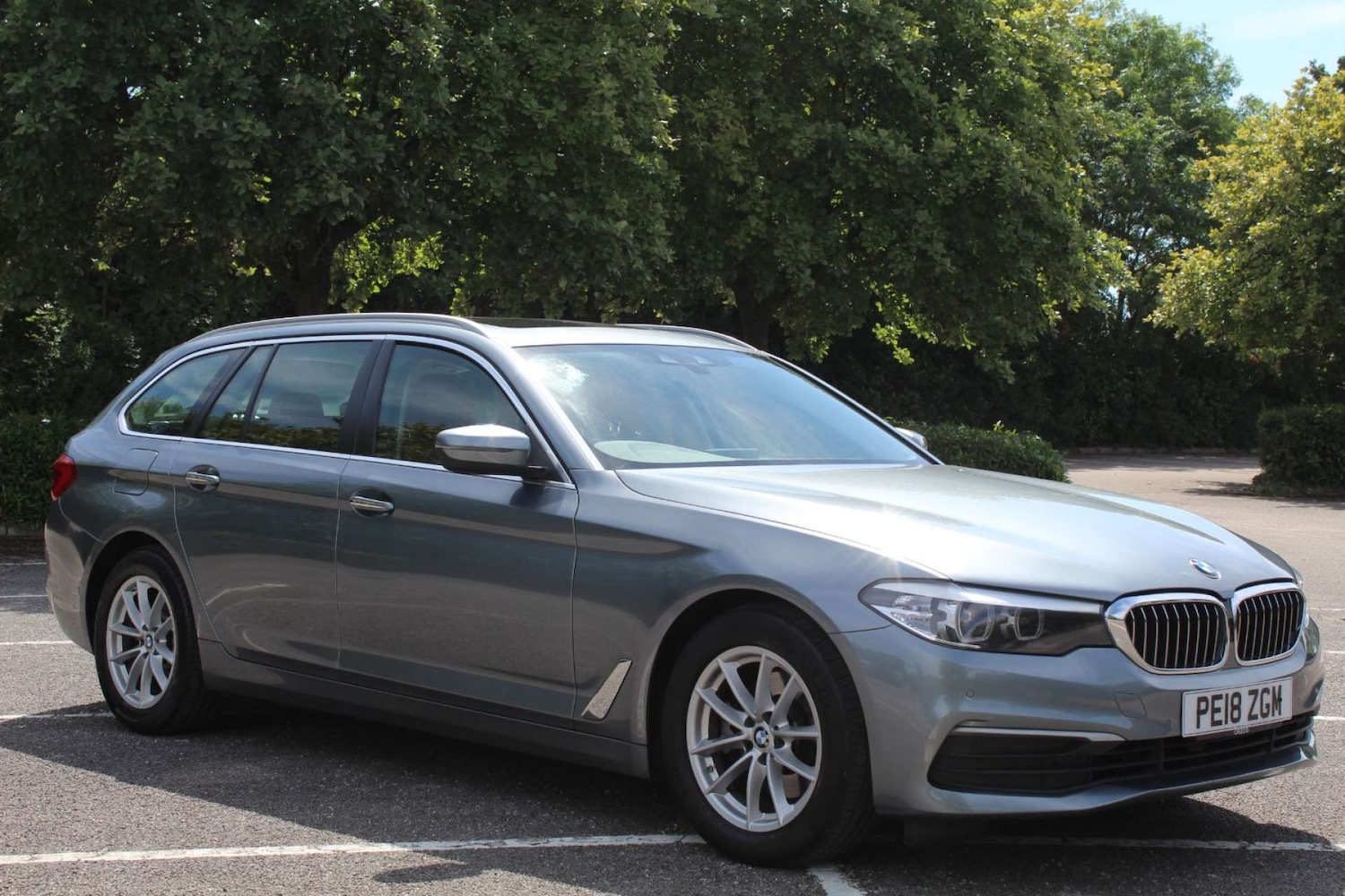 Used BMW 5 Series 2018 for sale - 76103920: Photo 1