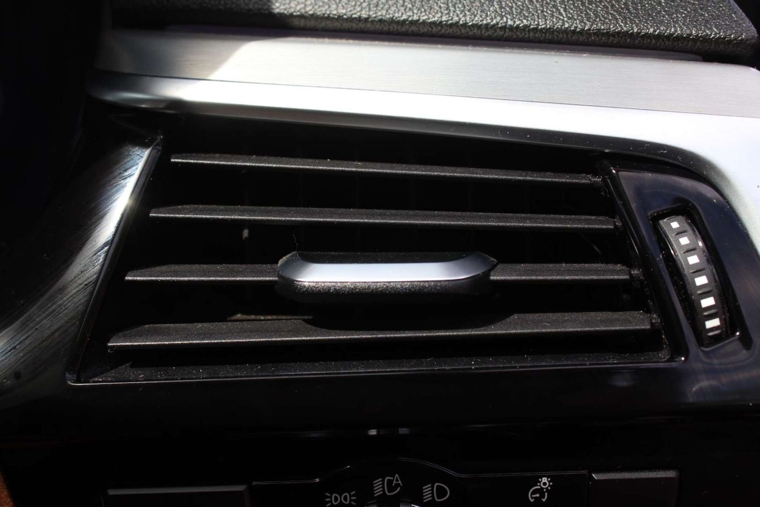 Used BMW 5 Series 2018 for sale - 76103920: Photo 27