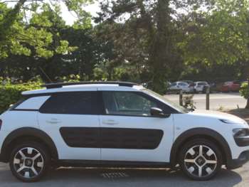 Used Citroen C4 Cactus 2017 for sale - 74630100: Photo