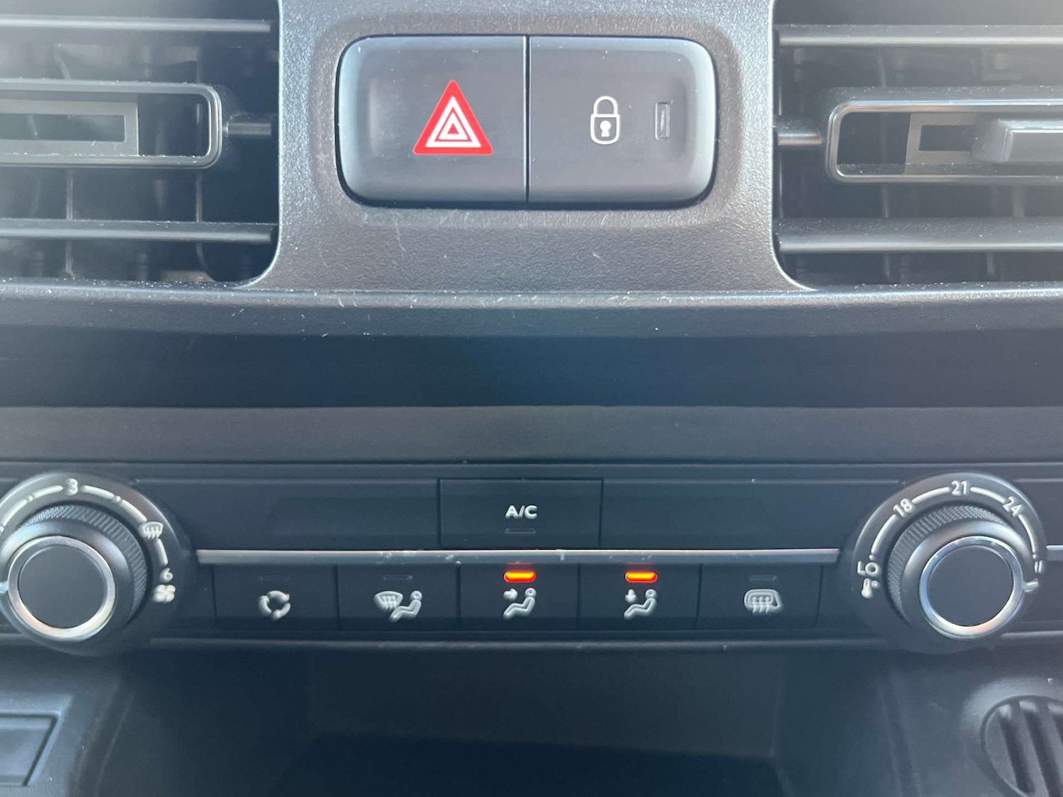 Used Vauxhall Combo 2020 for sale - 76507226: Photo 21