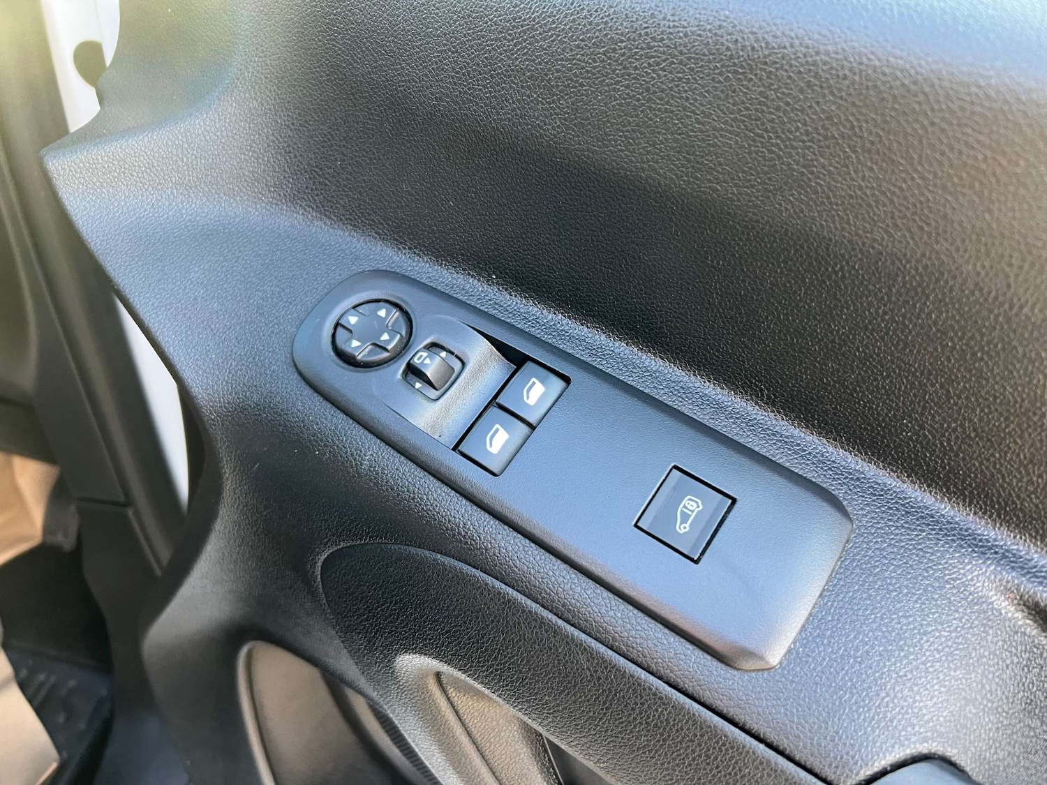 Used Vauxhall Combo 2020 for sale - 76507226: Photo 36