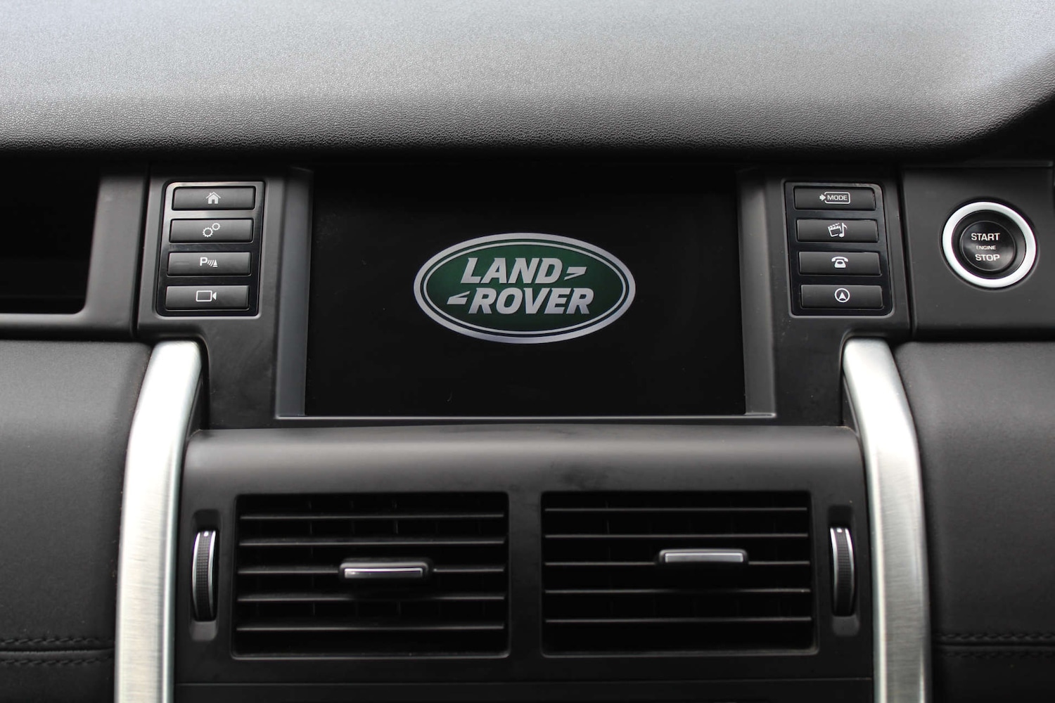 Used Land Rover Discovery Sport 2015 for sale - 76103839: Photo 19