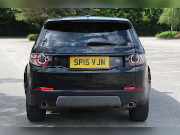 Used Land Rover Discovery Sport 2015 for sale - 76103839: Photo 4