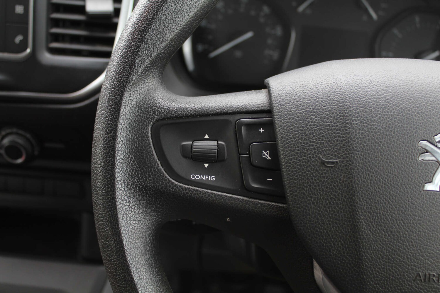 Used Peugeot Expert 2021 for sale - 76103819: Photo 15