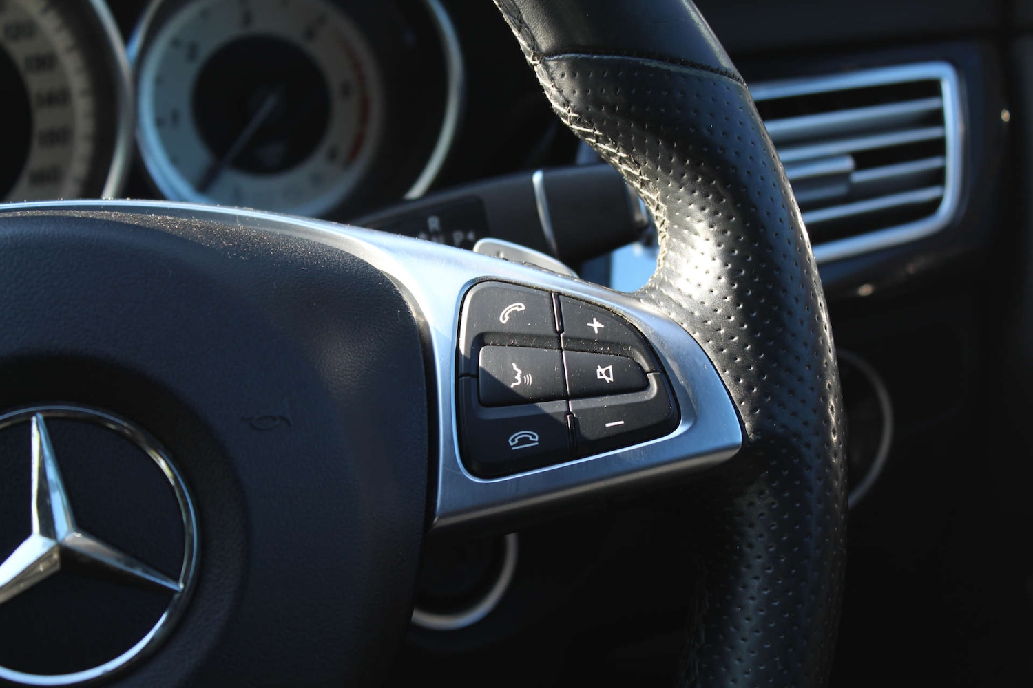 Used Mercedes-Benz CLS 2015 for sale - 76103803: Photo 15