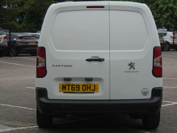 Used Peugeot Partner 2020 for sale - 76103930: Photo 25