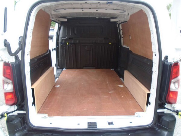 Used Peugeot Partner 2020 for sale - 76103930: Photo 27
