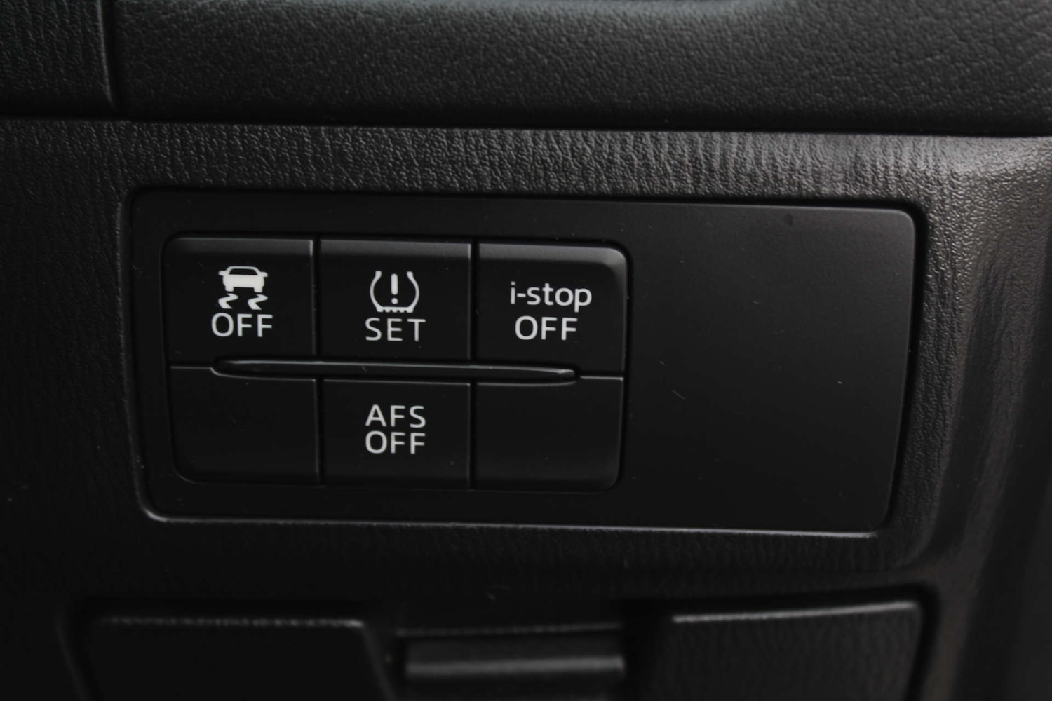 Used Mazda Mazda6 2013 for sale - 76103802: Photo 28