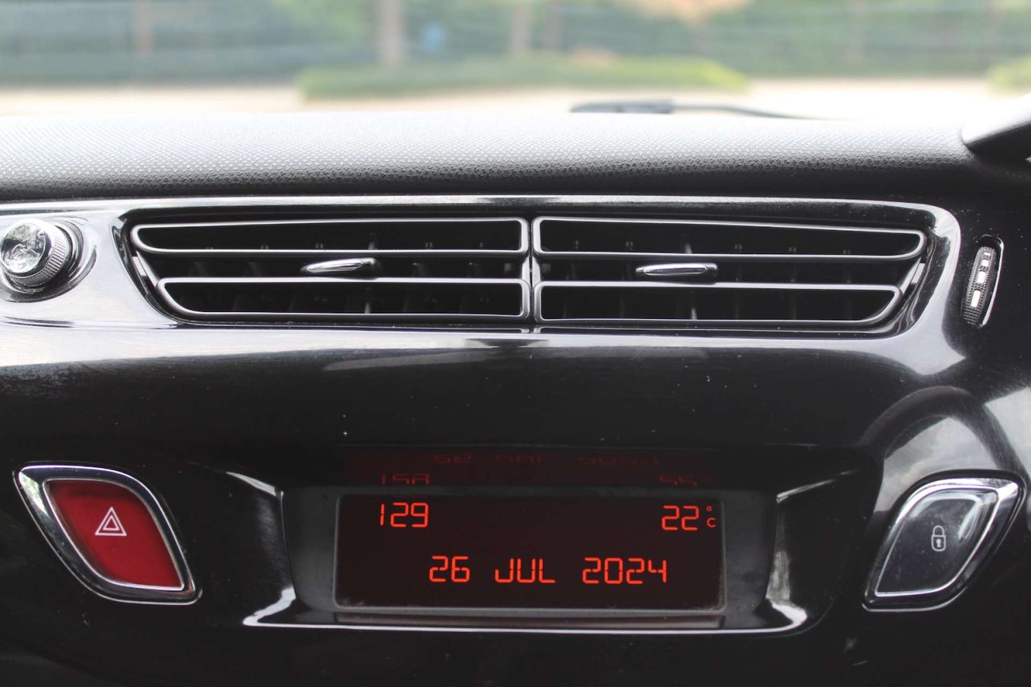 Used Citroen DS3 2011 for sale - 76103859: Photo 23