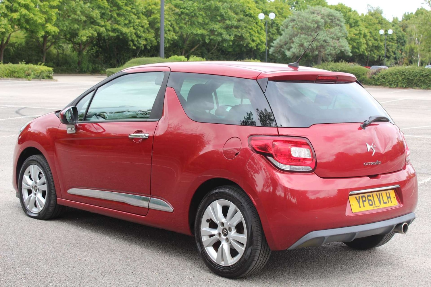 Used Citroen DS3 2011 for sale - 76103859: Photo 5