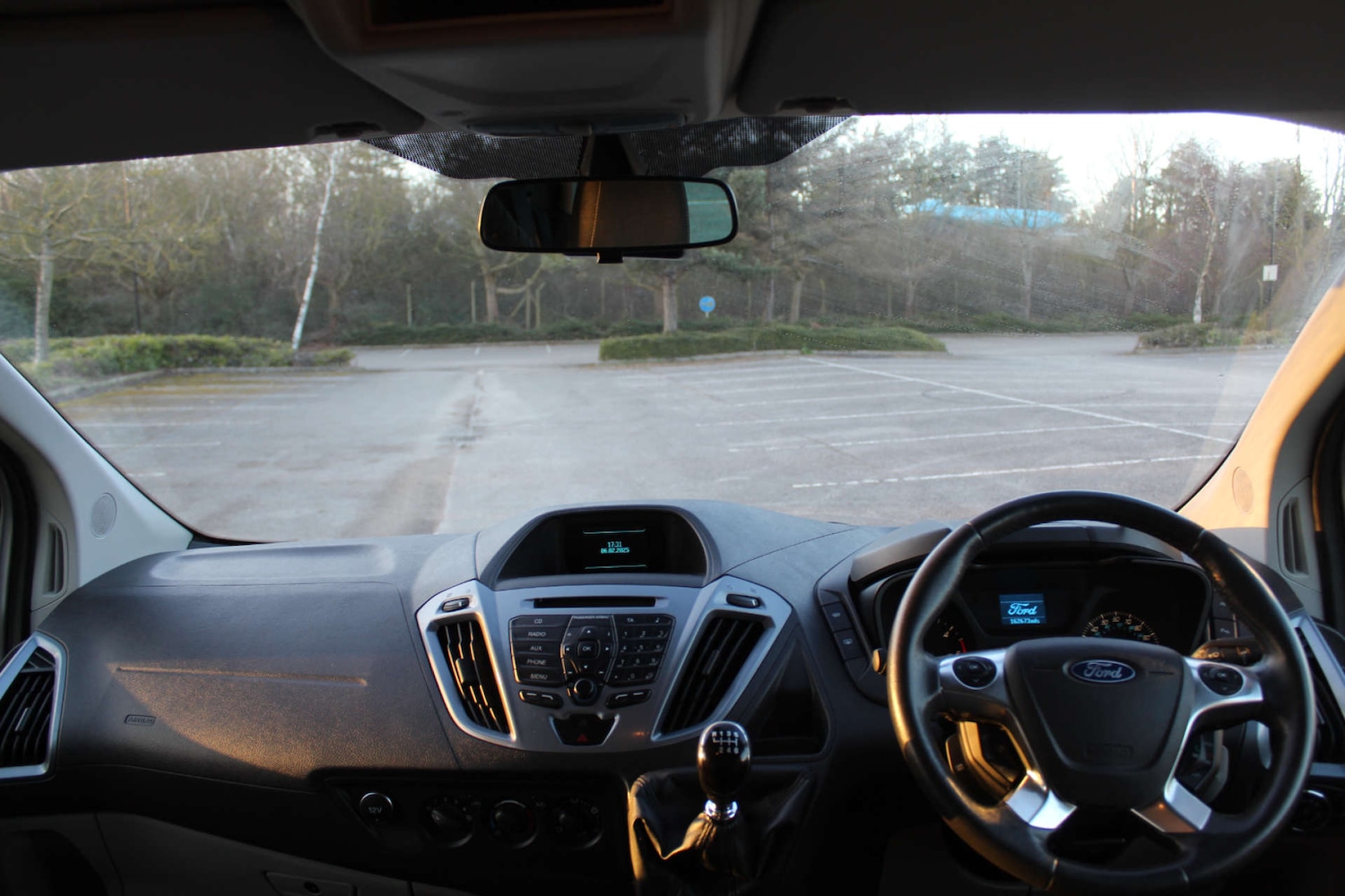 Used Ford Tourneo Custom 2015 for sale - 76103883: Photo 14