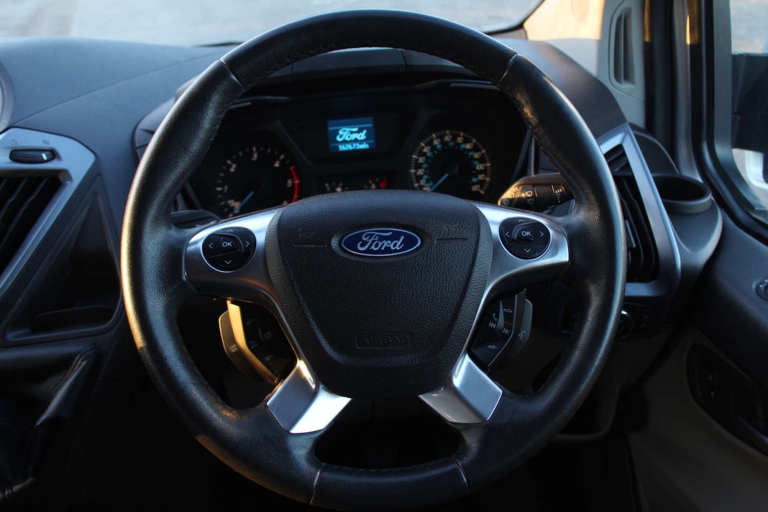 Used Ford Tourneo Custom 2015 for sale - 76103883: Photo 15