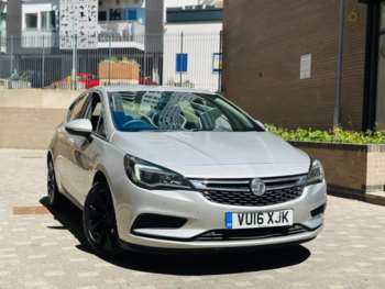 2016 (16) - 1.6 CDTi 16V Design 5dr