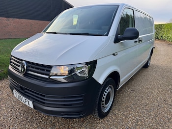 Used Volkswagen Transporter 2019 for sale - 77024345: Photo