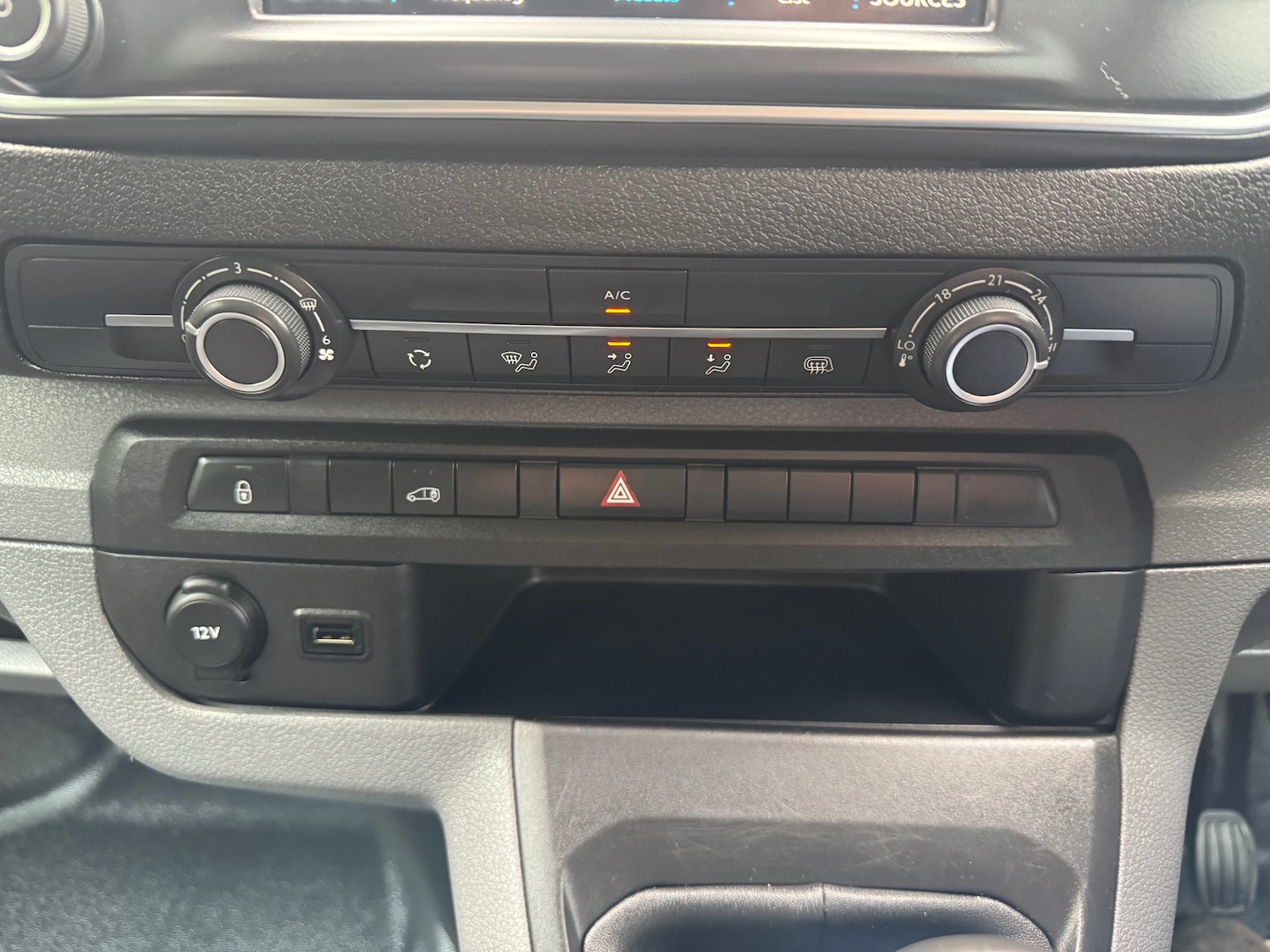 Used Peugeot Expert 2022 for sale - 77812792: Photo 33