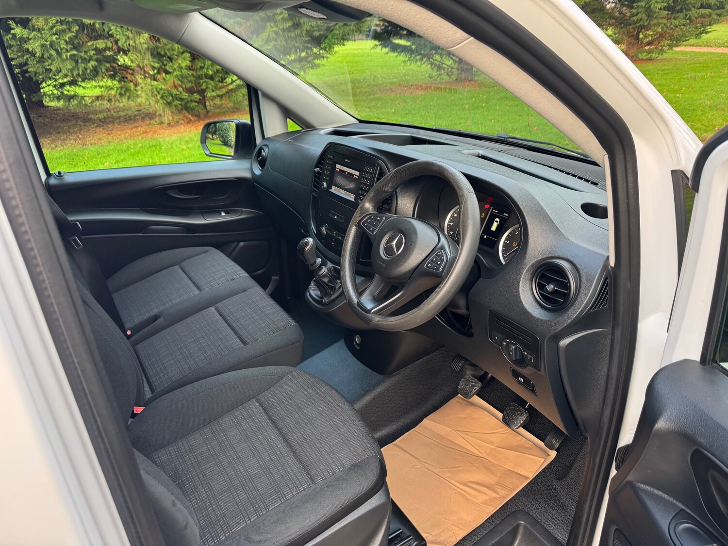 Used Mercedes-Benz Vito 2019 for sale - 76845920: Photo 11