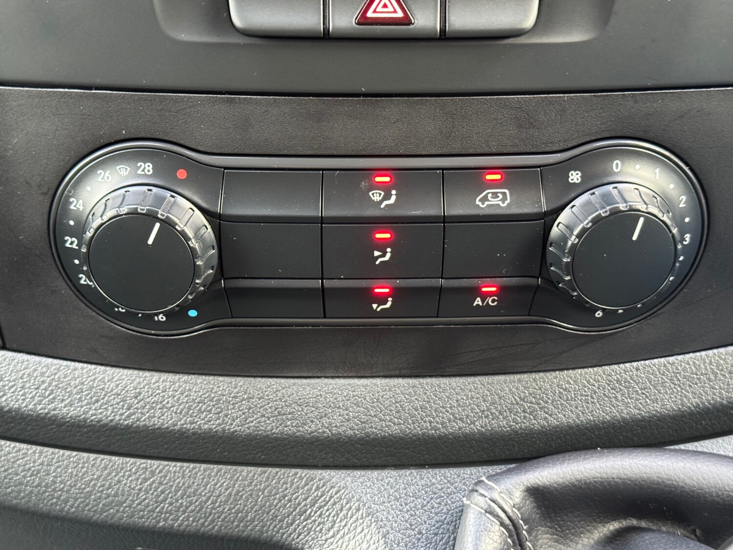 Used Mercedes-Benz Vito 2019 for sale - 76845920: Photo 31