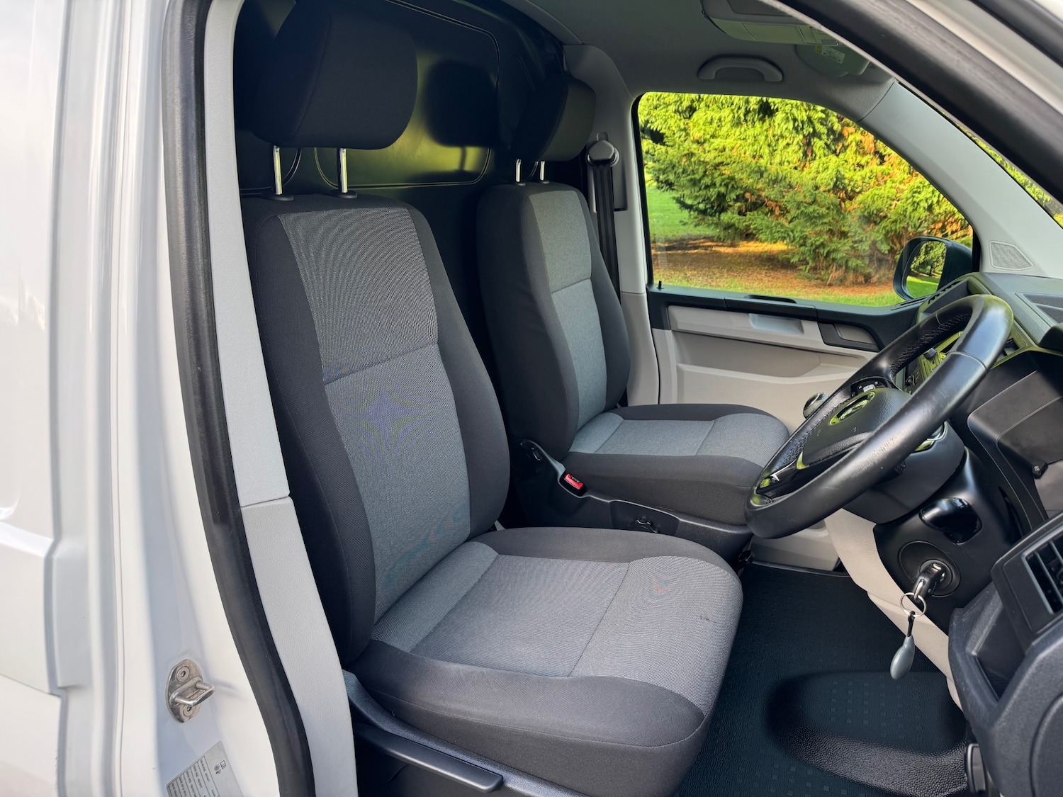 Used Volkswagen Transporter 2019 for sale - 78165973: Photo 11