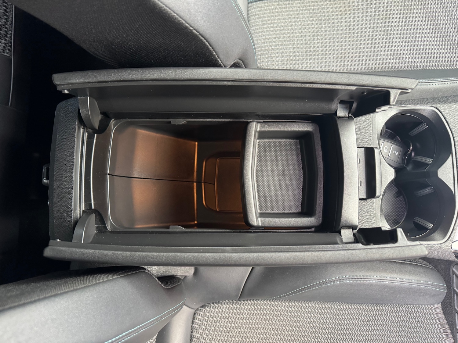 Used Peugeot 3008 2022 for sale - 77261478: Photo 22