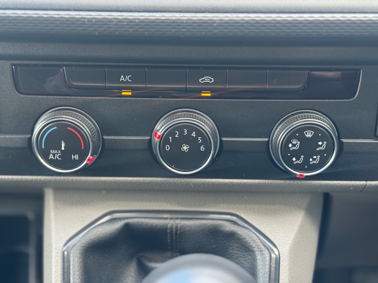 Used Volkswagen Transporter 2020 for sale - 76381954: Photo 27