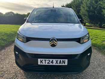 Used Citroen Berlingo 2024 for sale - 76221671: Photo 2