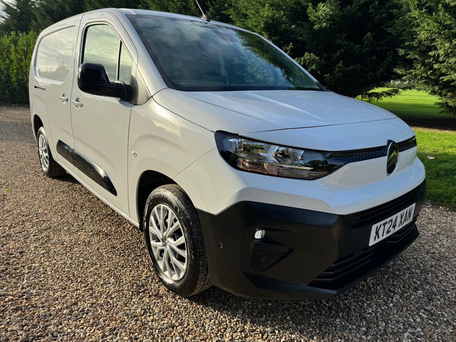 Used Citroen Berlingo 2024 for sale - 76221671: Photo 3