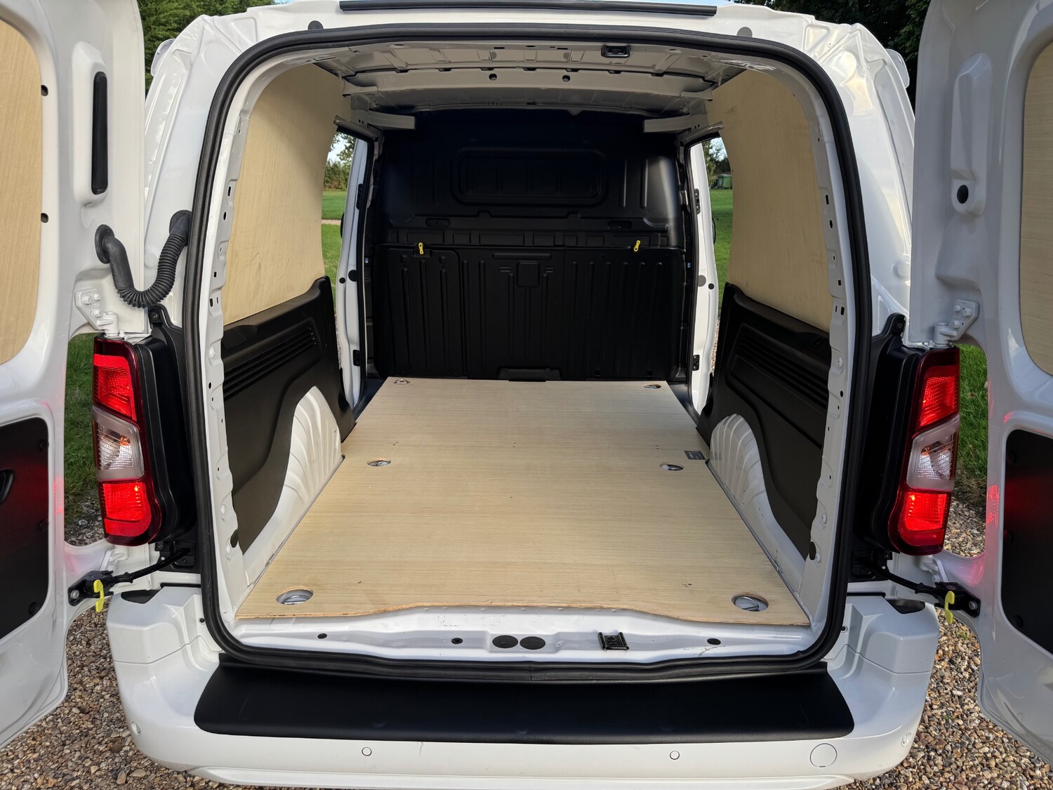 Used Citroen Berlingo 2024 for sale - 76221671: Photo 44