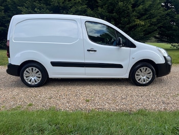 Used Citroen Berlingo 2017 for sale - 78296515: Photo