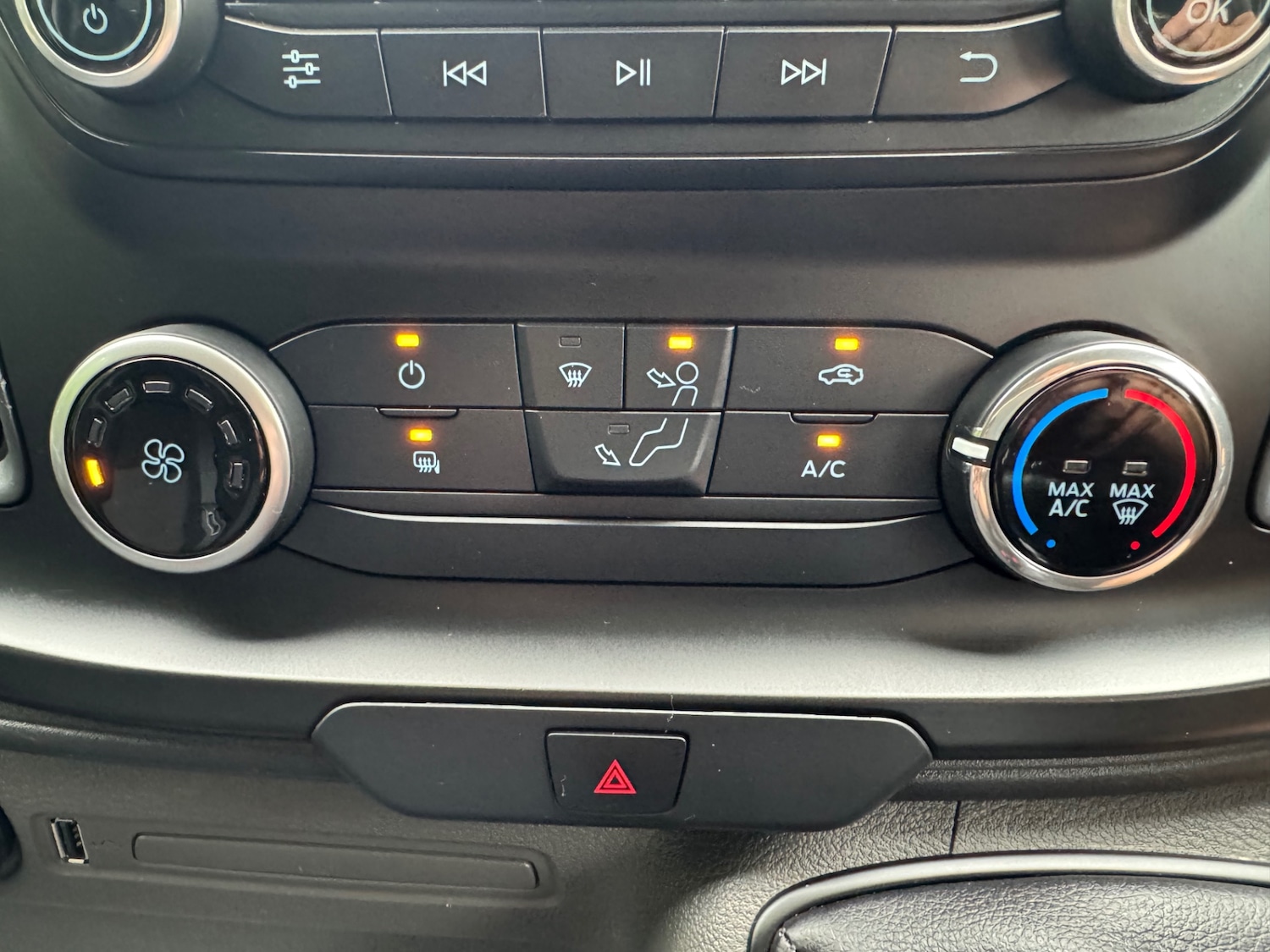 Used Ford Transit Custom 2020 for sale - 75368689: Photo 22