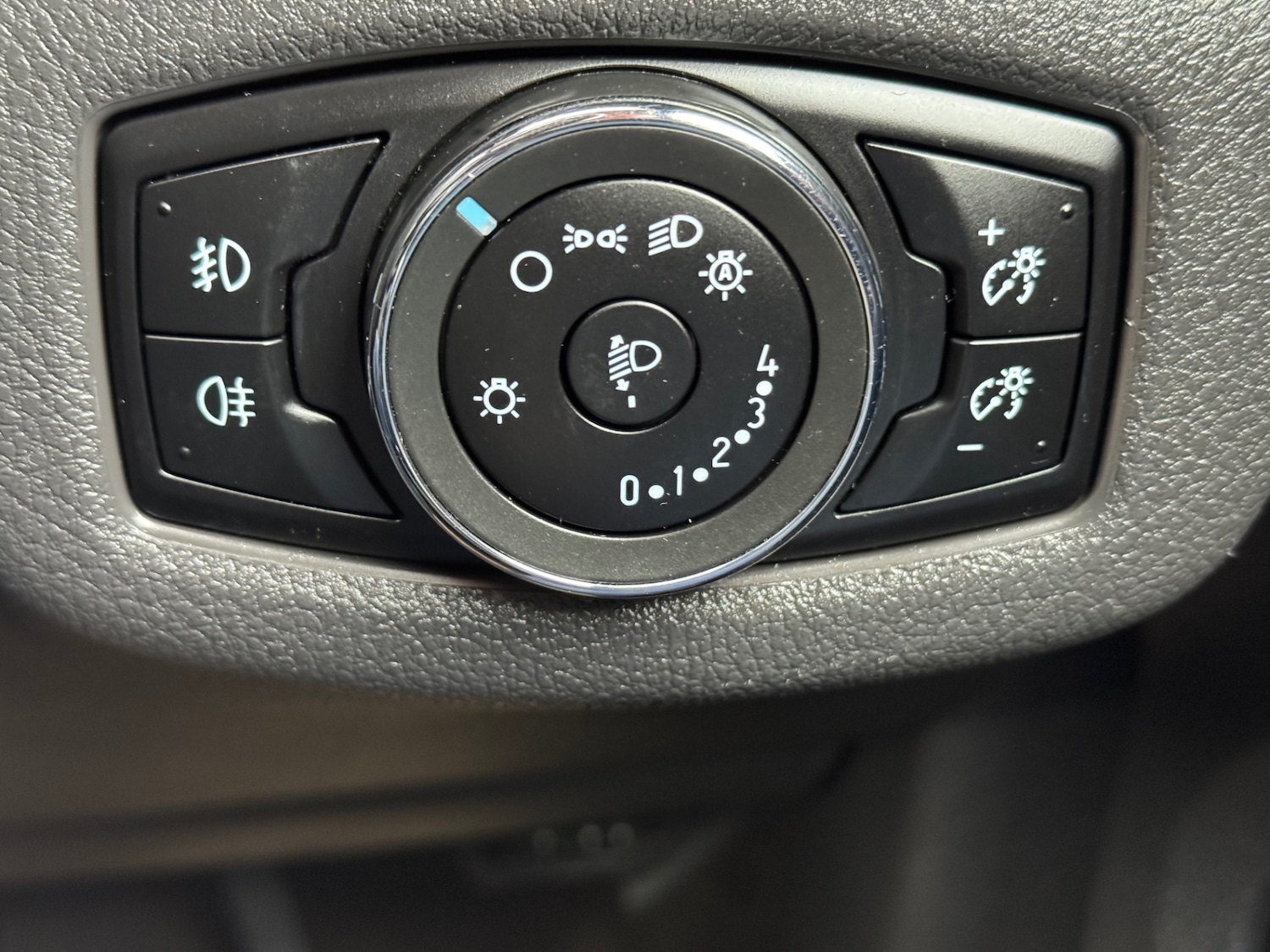 Used Ford Transit Connect 2016 for sale - 78133468: Photo 25